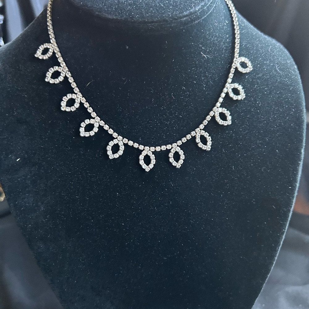 Vintage Silver Necklace with Minimalist Design and clear rhinestones - Picture 2 of 5